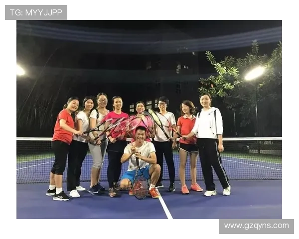 西安网球队展现灵活战术与团队配合的精彩表现分析