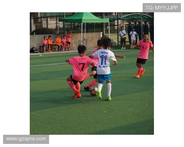 横店足球明星盘点及其在影视圈的精彩表现与成就分析